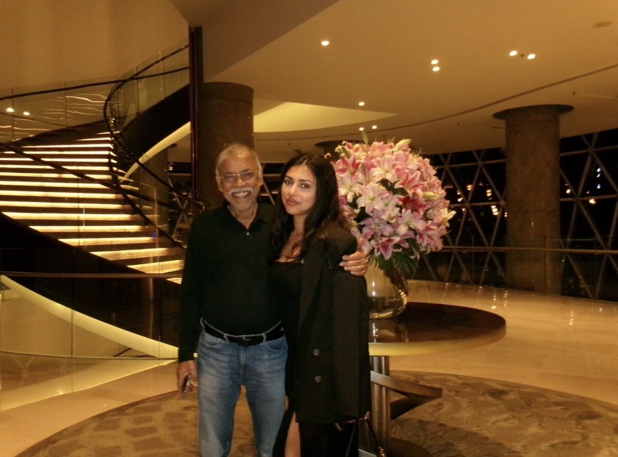 Elle Liana with her father, who spent 40+ years in finance